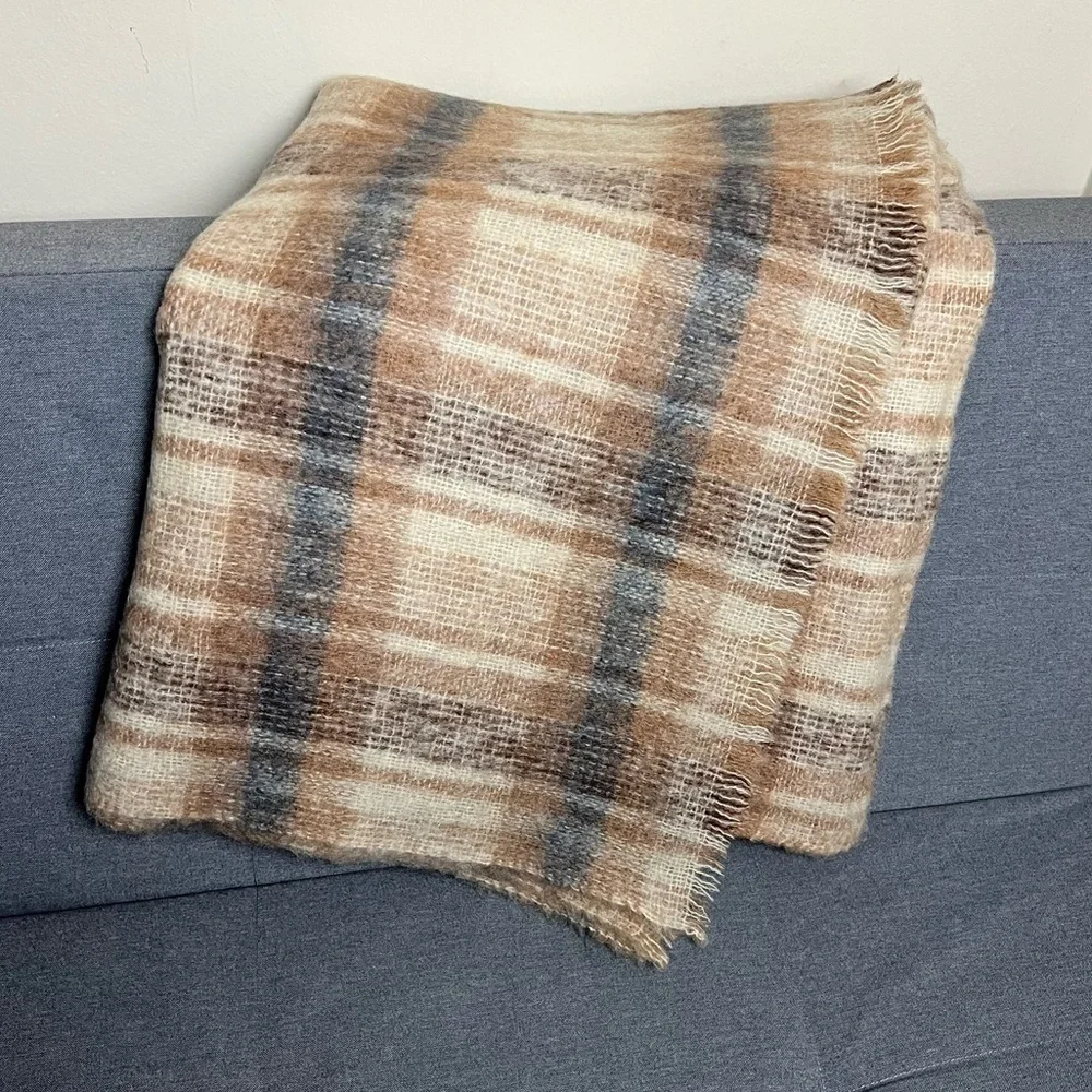 Dongal Design Mohair Blanket /Throw - Large Cream/Gray Wool Plaid 72”x56”